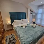 Lejlighed 614a Coqueto Atico By R2r Consulting *