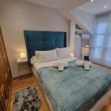 Apartament 614a Coqueto Atico By R2r Consulting *