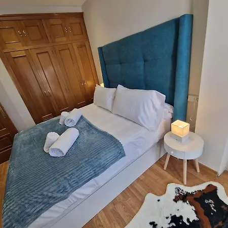 614a Coqueto Atico By R2r Consulting 公寓